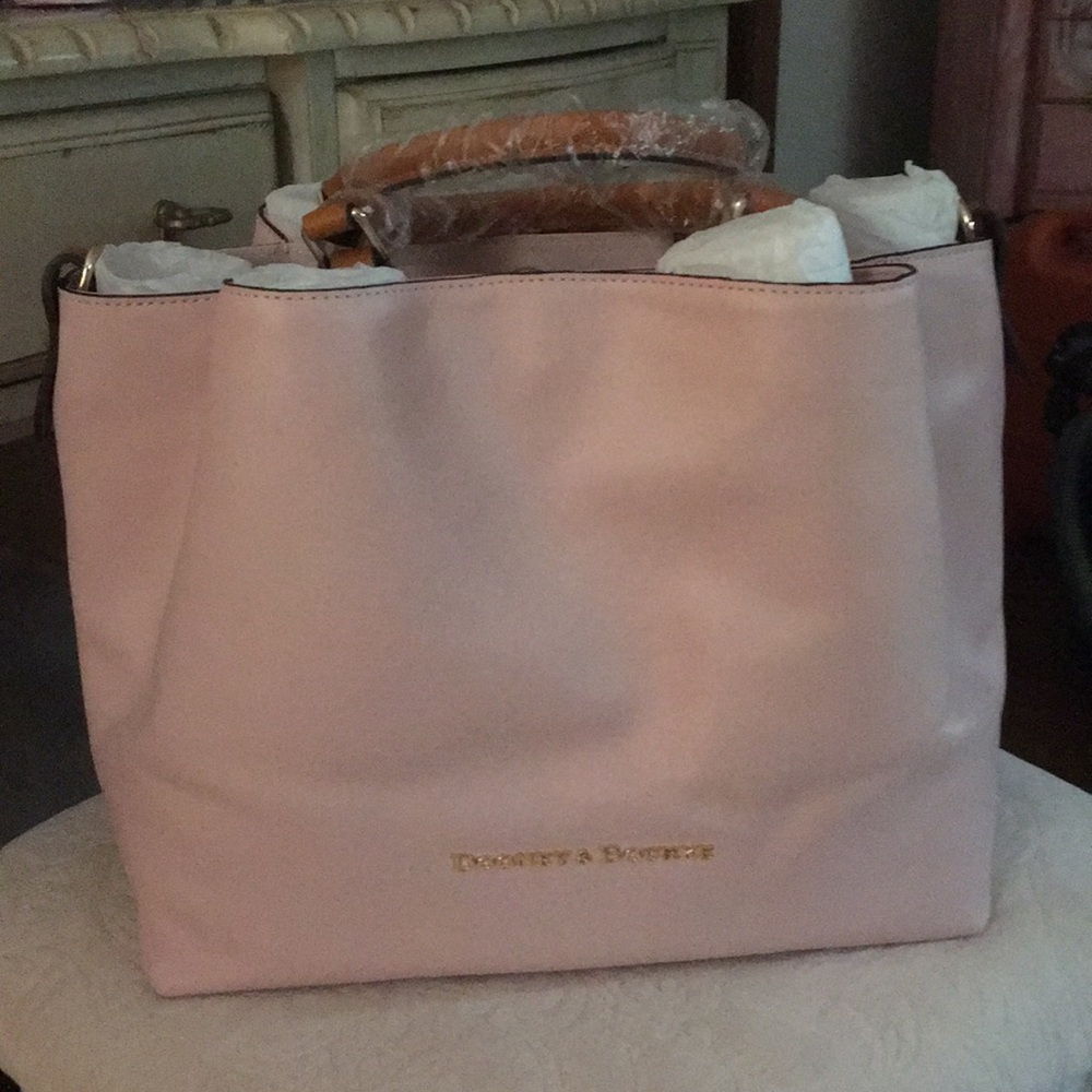 Dooney and Bourke Florentine leather Barlow